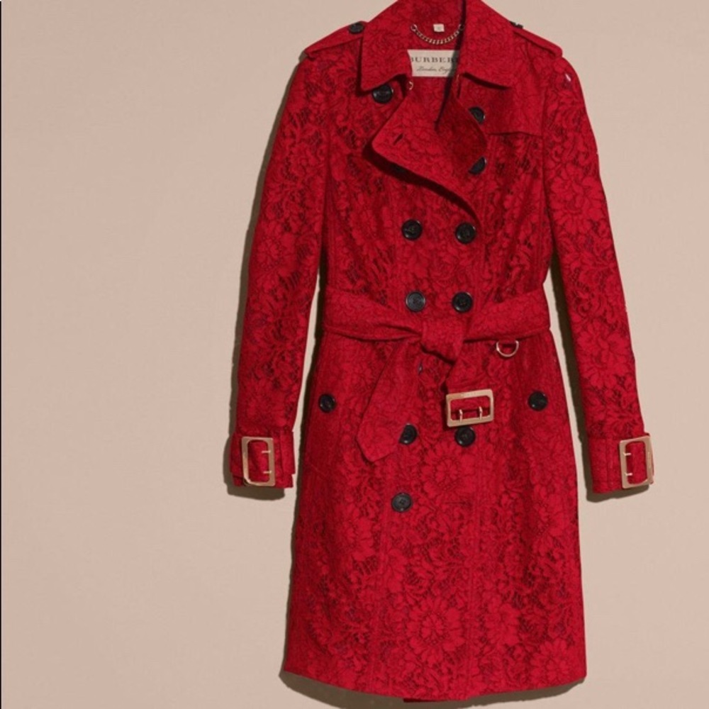 Bundle Burberry trench coat, Burberry shirt, Chloé